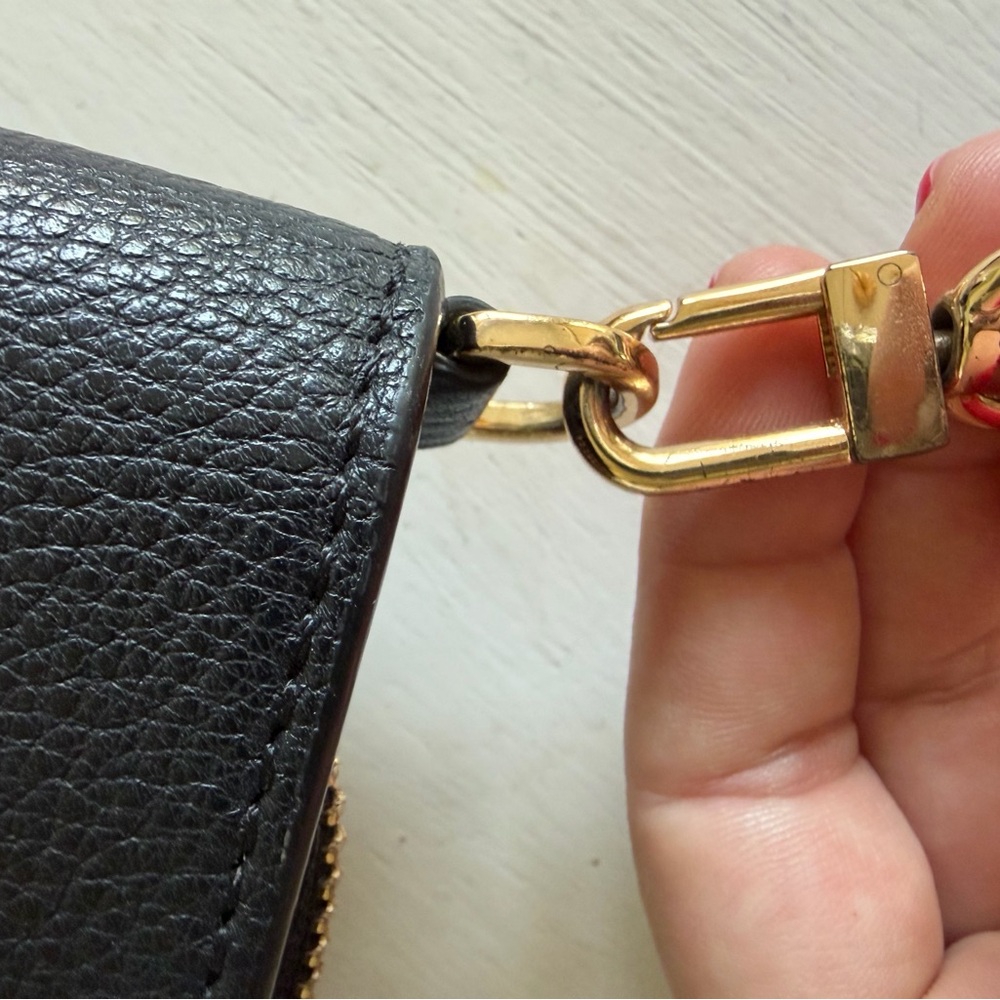 Tory Burch Black Pebbled Leather Embossed Logo Crossbody - Picture 5 of 12
